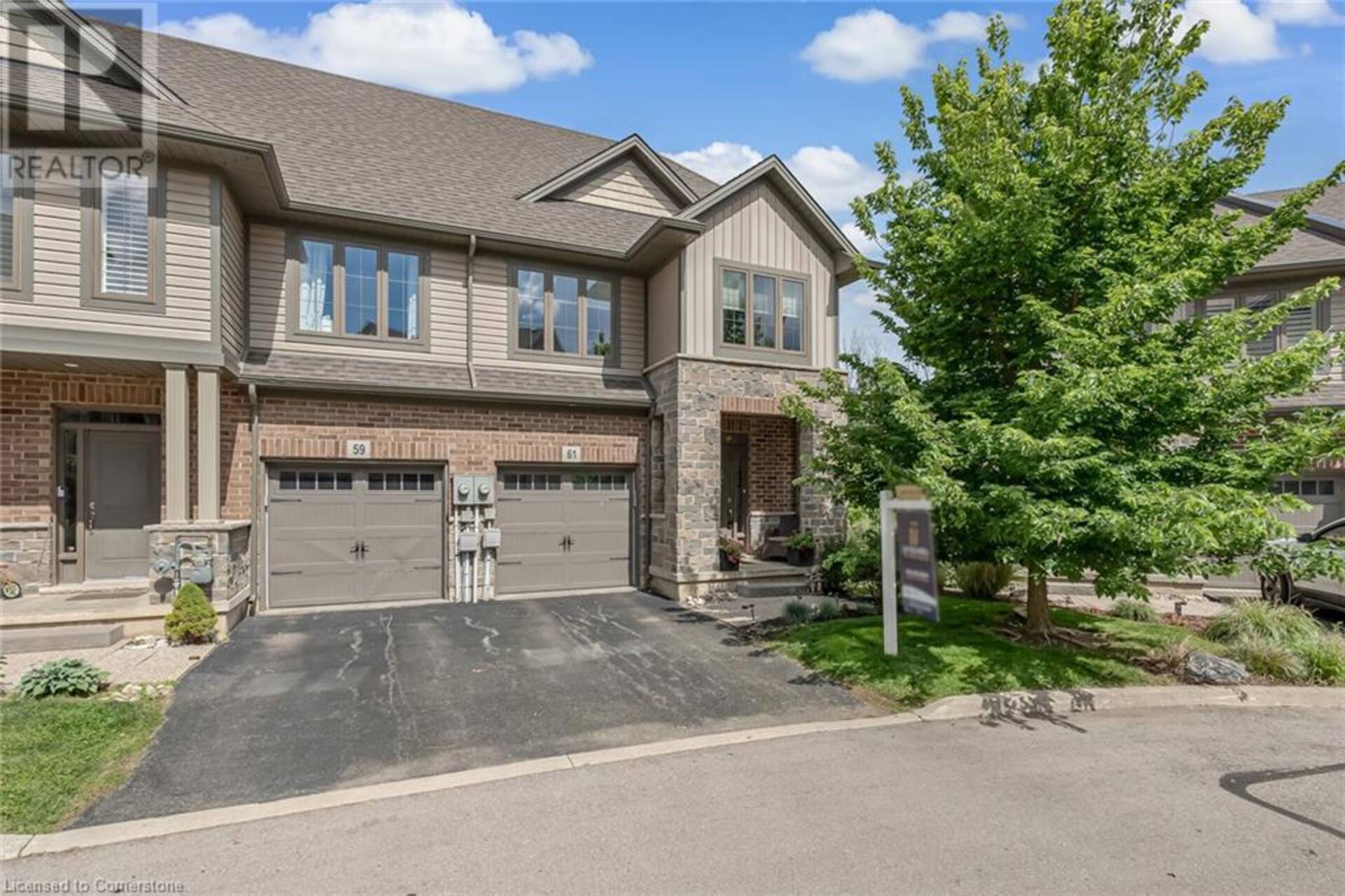 61 SOUTHSHORE Crescent Stoney Creek