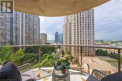 25 Kingsbridge Garden Circle Unit# 1021 Mississauga