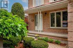 15 AMESBURY Crescent Stoney Creek