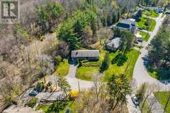 932 MONTGOMERY Drive Ancaster