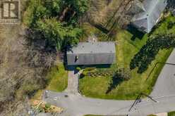 932 MONTGOMERY Drive Ancaster