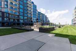 16 Concord Place Unit# 424 Grimsby