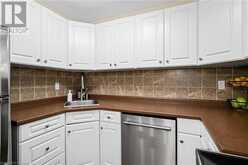 2301 CAVENDISH Drive Unit# 118 Burlington