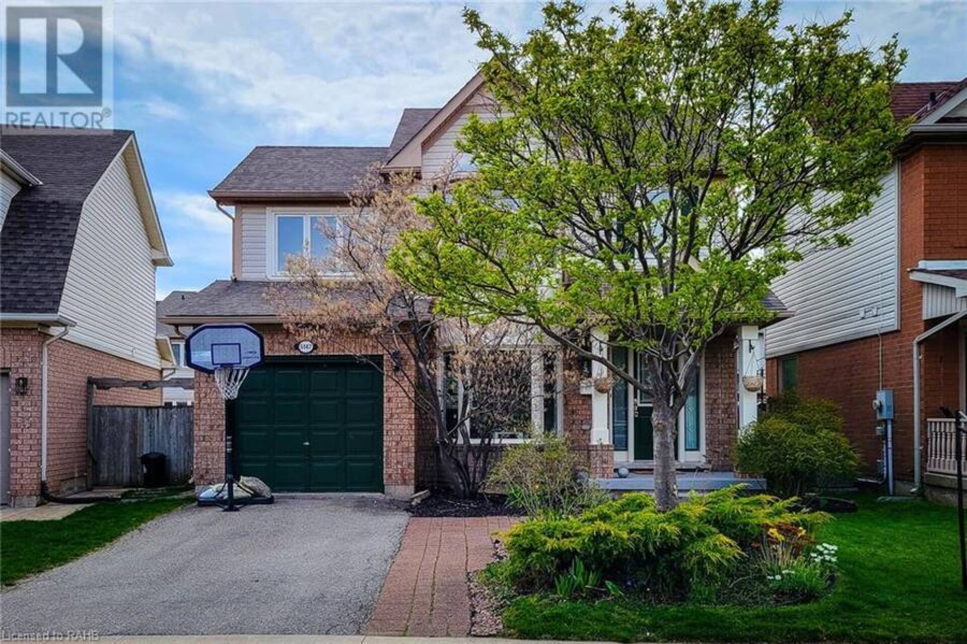 5147 Ravine Crescent Burlington