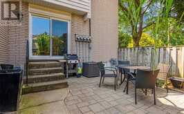 11 COLMAR Place Unit# 19 Dundas