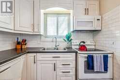 11 COLMAR Place Unit# 19 Dundas