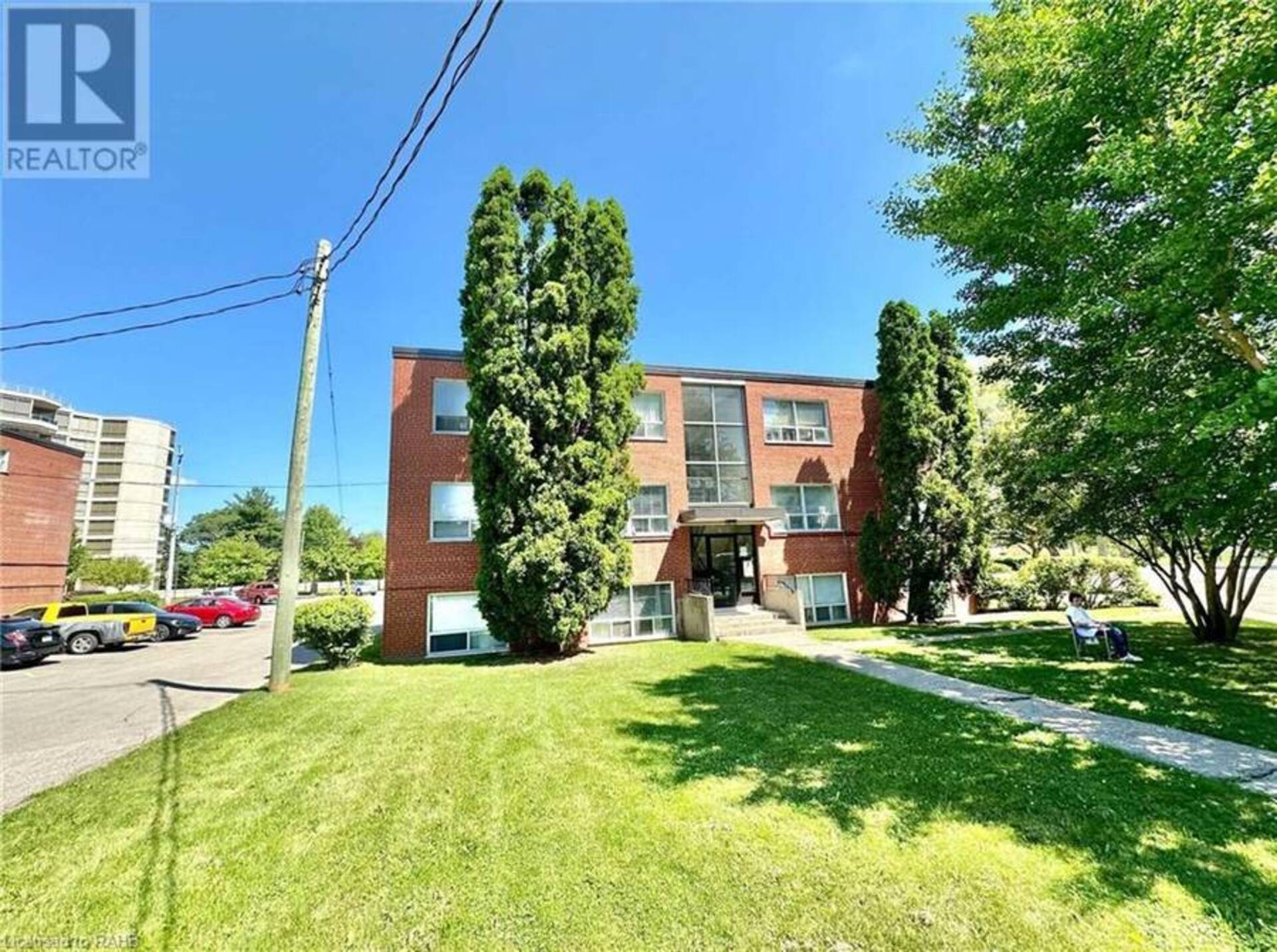 37 Mericourt Road Unit# 305 Hamilton