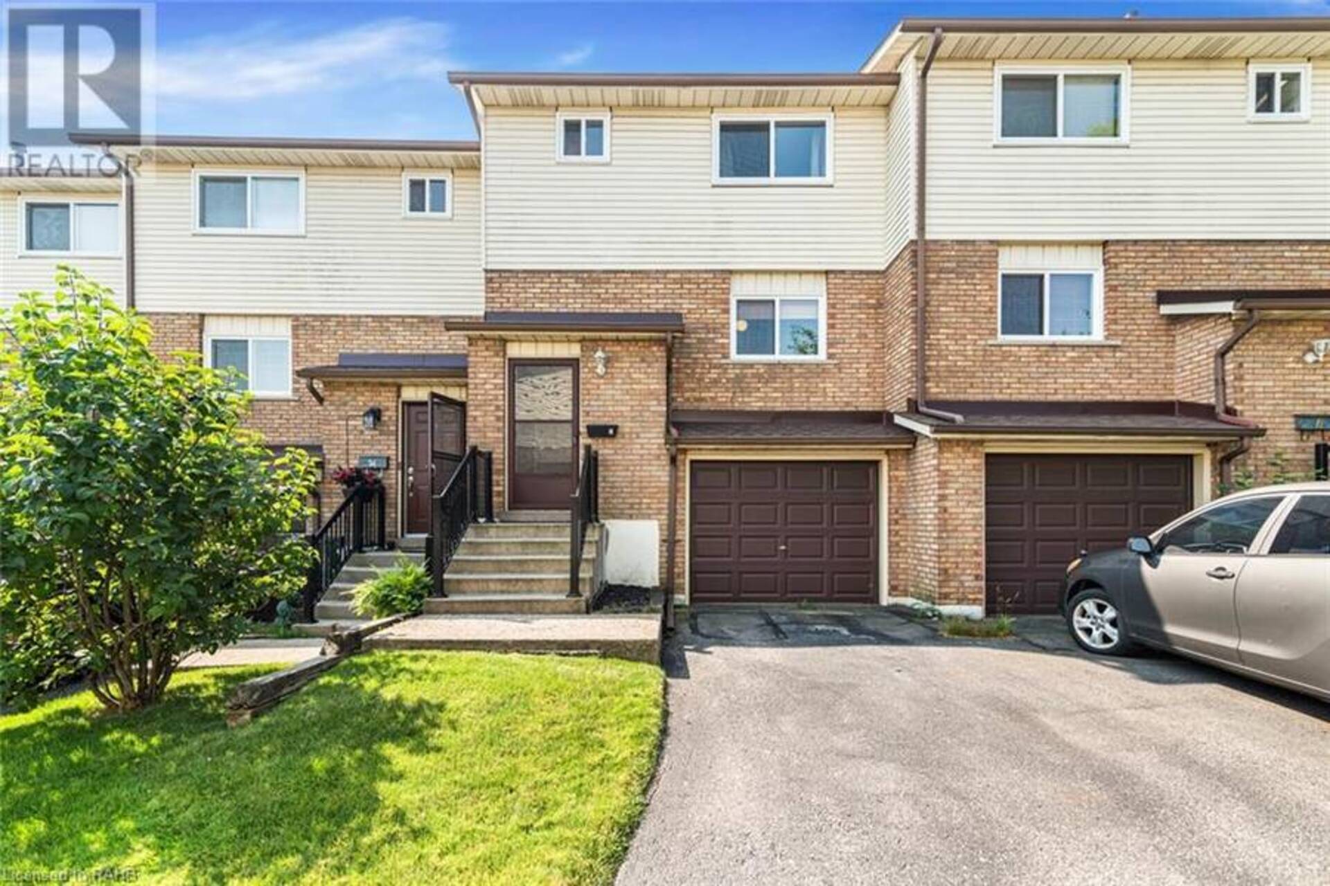 160 LAVINA Crescent Unit# I Hamilton