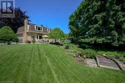 2262 BONNYLYN Court Oakville