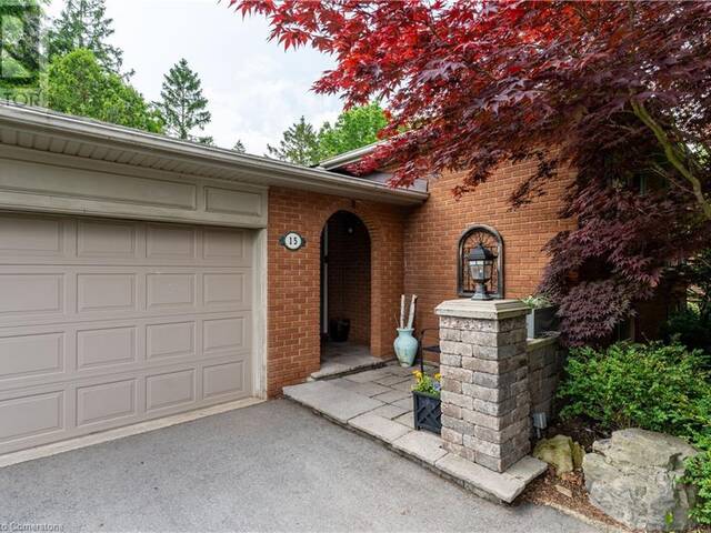 15 LAURENDALE Avenue Waterdown Ontario