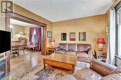 2038 GOVERNORS Road Ancaster