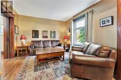 2038 GOVERNORS Road Ancaster