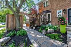 101 BOULDING Avenue Waterdown