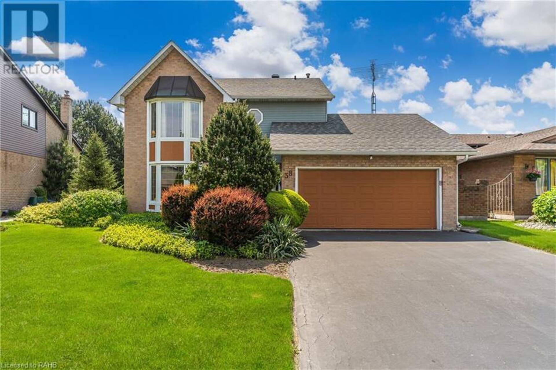 38 OCEANIC Drive Stoney Creek