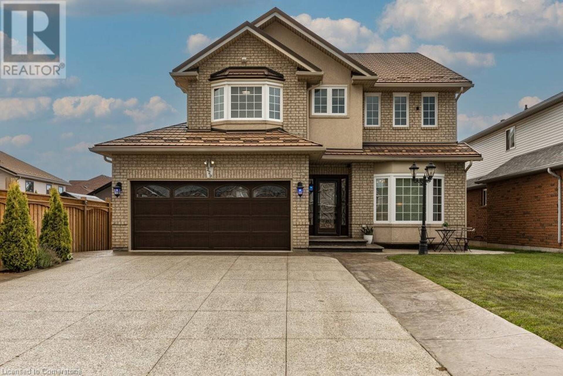 229 GATESTONE Drive Hamilton