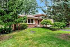 335 WOODWORTH Drive E Ancaster