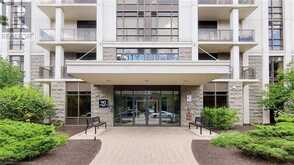 90 CHARLTON Avenue W Unit# 904 Hamilton