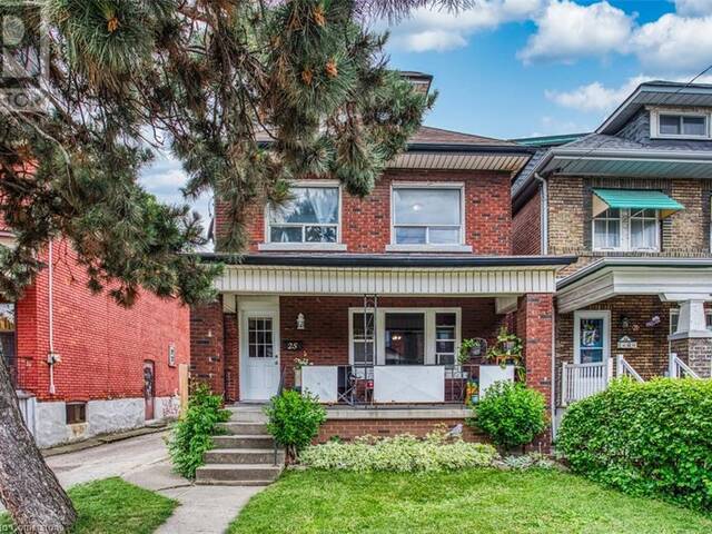 25 CHESTNUT Avenue Hamilton Ontario