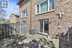 985 LIMERIDGE Road E Unit# 32 Hamilton