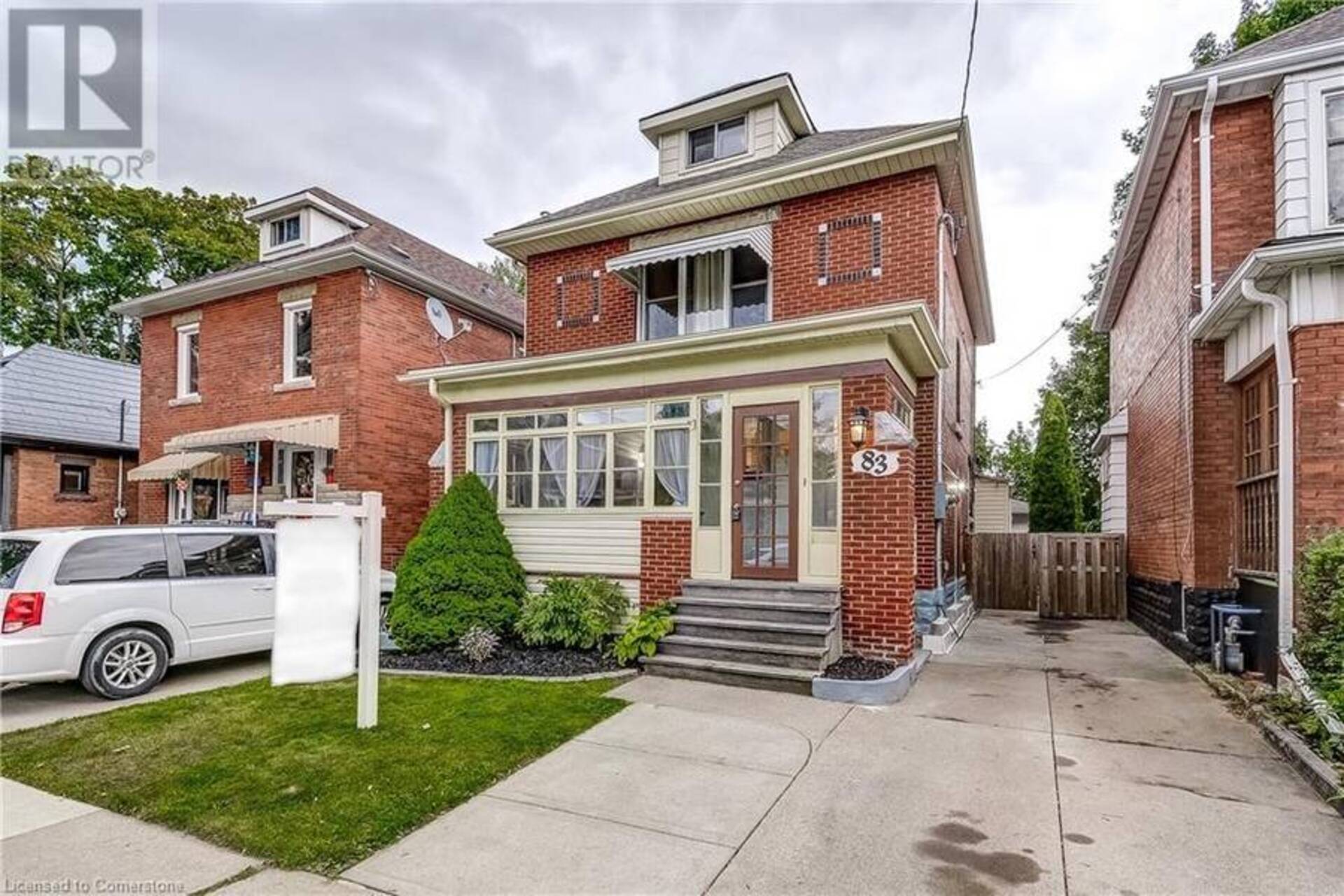 83 GRAHAM Avenue S Hamilton