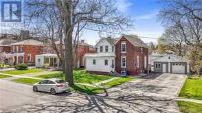 182 TALBOT Street N Simcoe