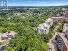 8 Village Green Unit# 611 Stoney Creek