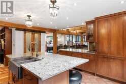 1194 STIRLING Drive Oakville