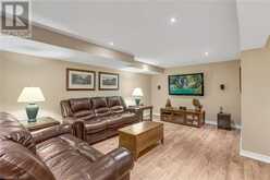 8 LOCHSIDE Drive Stoney Creek