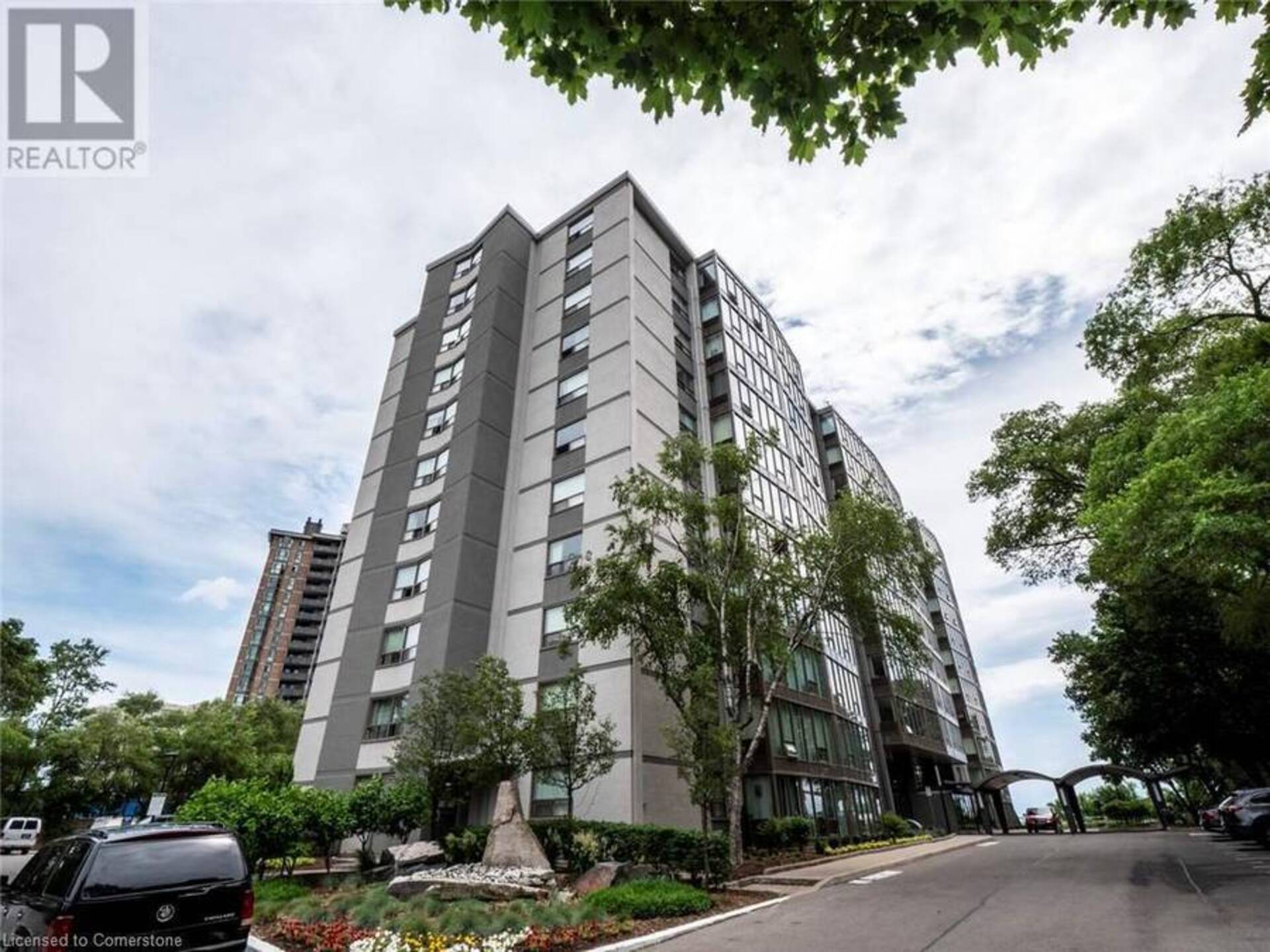 5220 Lakeshore Road Unit# 404 Burlington