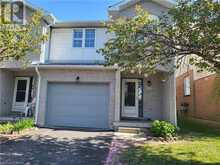 800 PARAMOUNT Drive Unit# 32 Stoney Creek