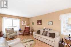 800 PARAMOUNT Drive Unit# 32 Stoney Creek