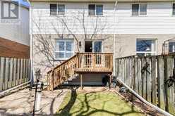 800 PARAMOUNT Drive Unit# 32 Stoney Creek