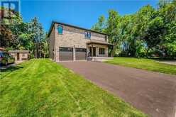 2423 RAYMORE Drive Burlington