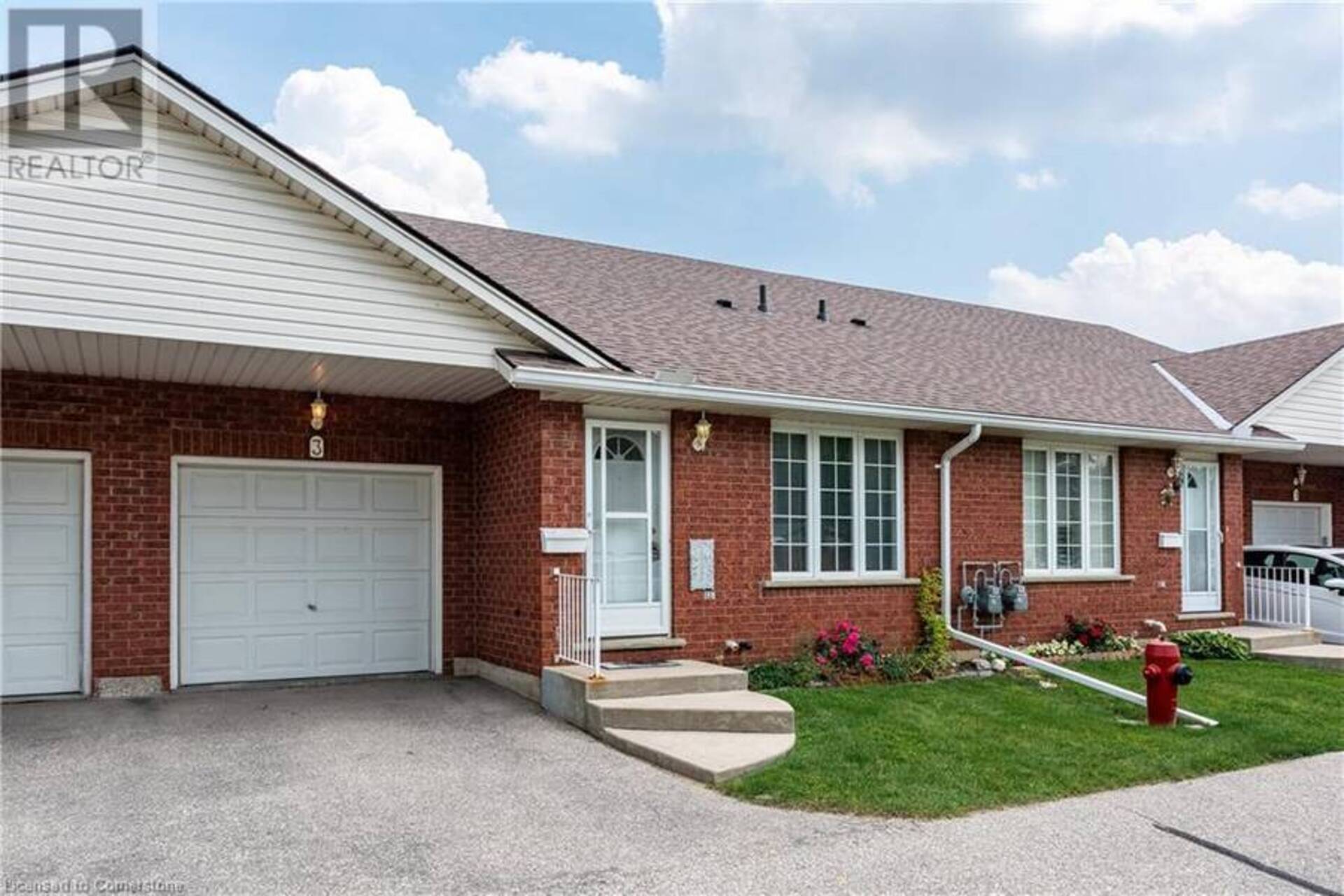 45 APPLEWOOD Drive Unit# 3 Brantford