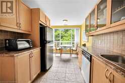 2000 CREEKSIDE Drive Unit# 305 Dundas