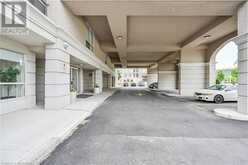 2000 CREEKSIDE Drive Unit# 305 Dundas