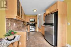 2000 CREEKSIDE Drive Unit# 305 Dundas