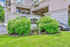 2000 CREEKSIDE Drive Unit# 305 Dundas