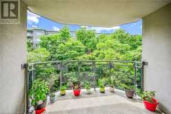 2000 CREEKSIDE Drive Unit# 305 Dundas