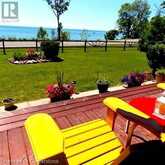 817 LAKESHORE Road Selkirk