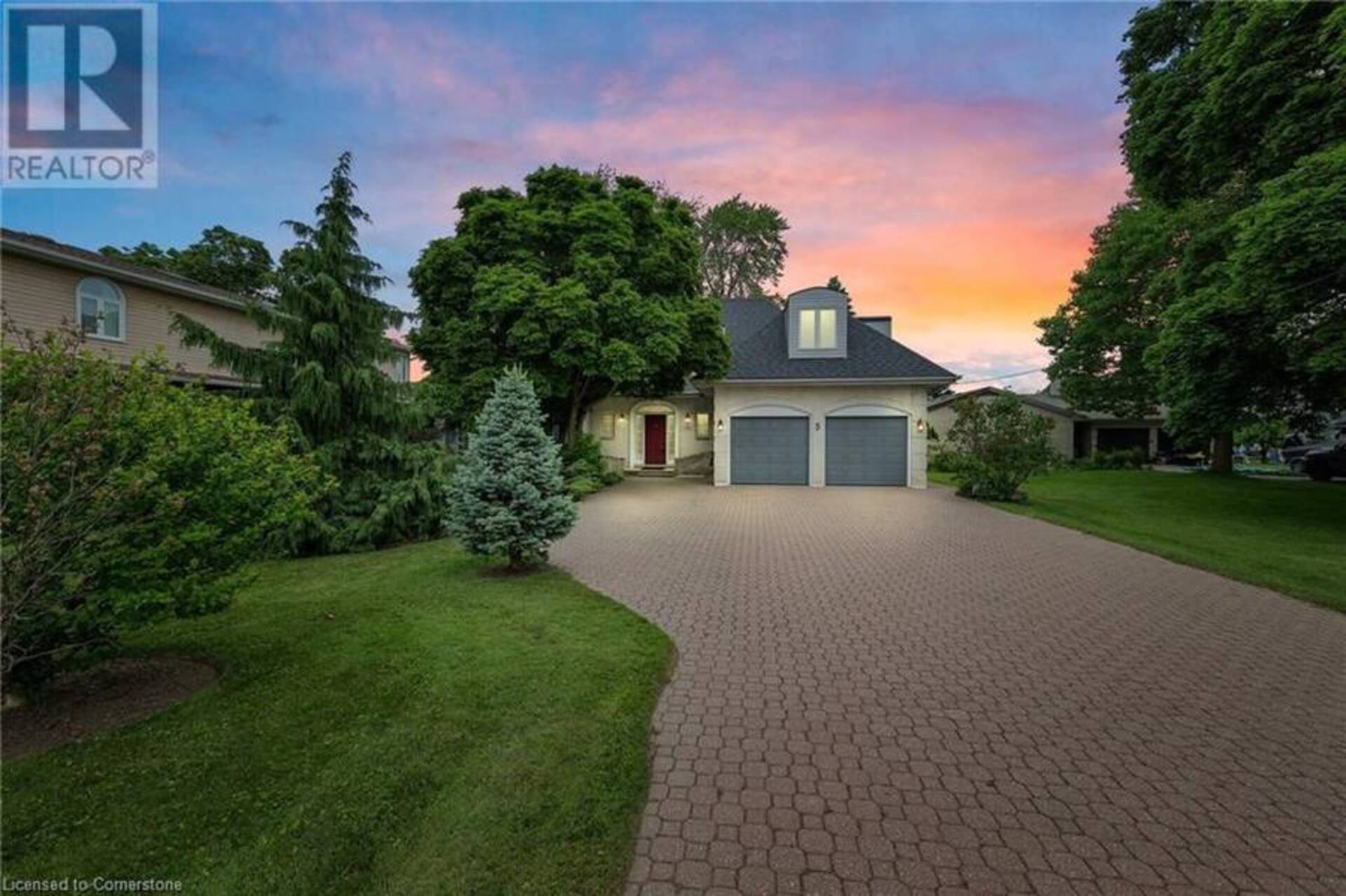 5 WENDAKEE Drive Stoney Creek