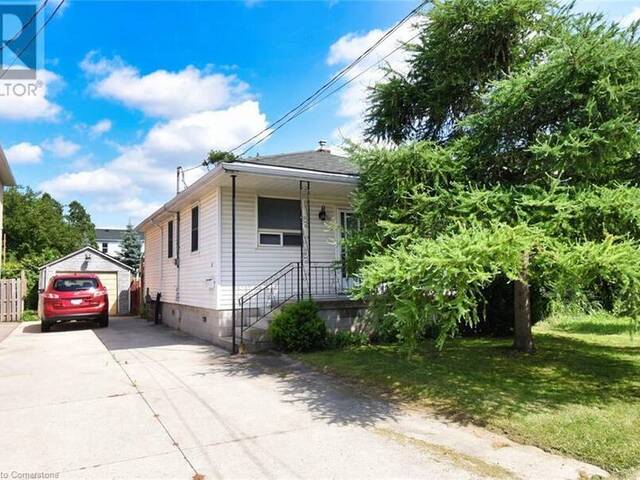 17 CRAIGROYSTON Road Hamilton Ontario