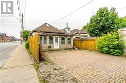 200 TRAGINA Avenue N Hamilton