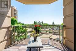 2075 AMHERST HEIGHTS Drive Unit# 208 Burlington