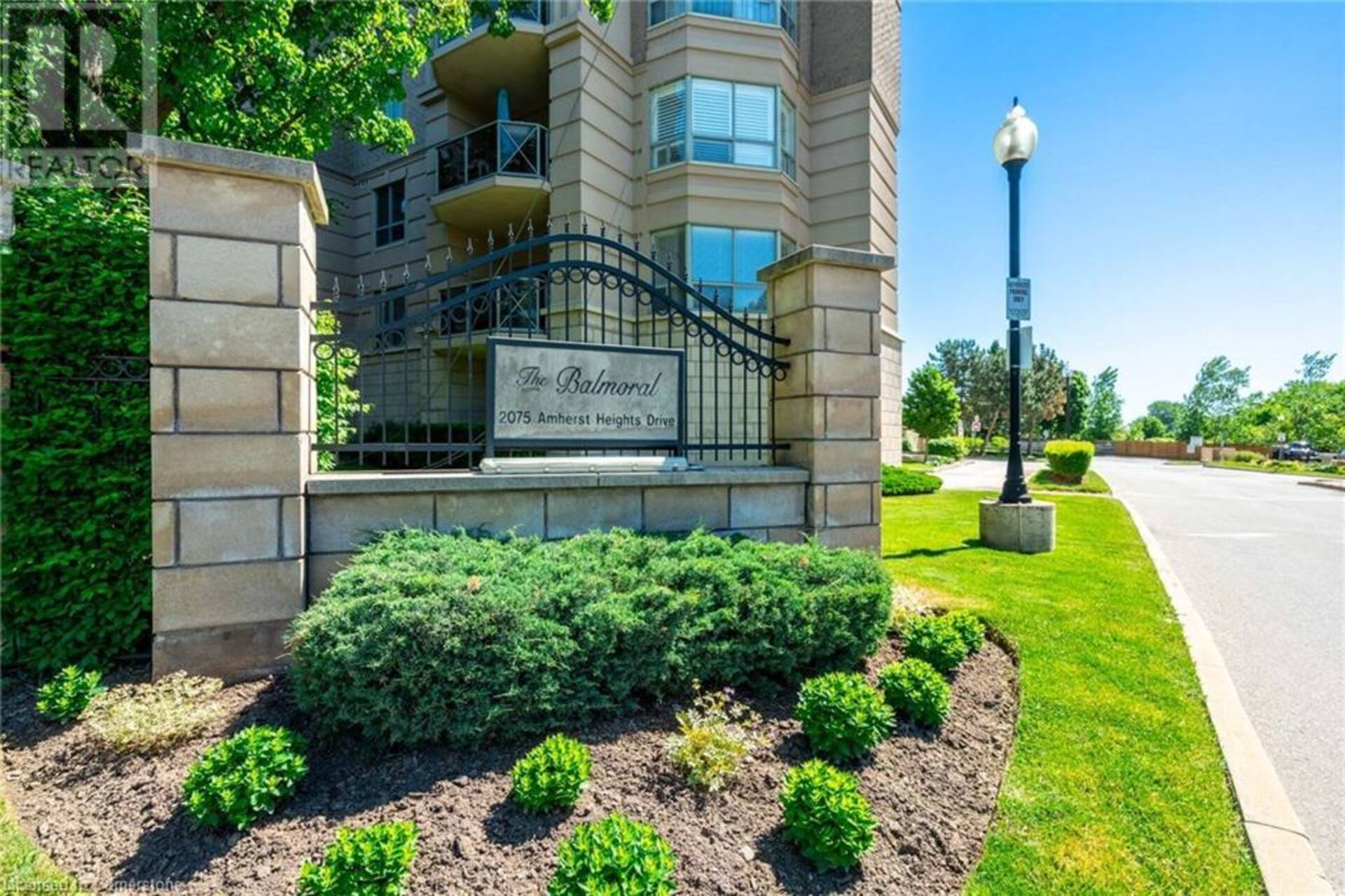 2075 AMHERST HEIGHTS Drive Unit# 208 Burlington