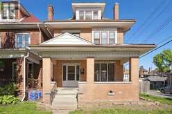 76 SPADINA Avenue Hamilton