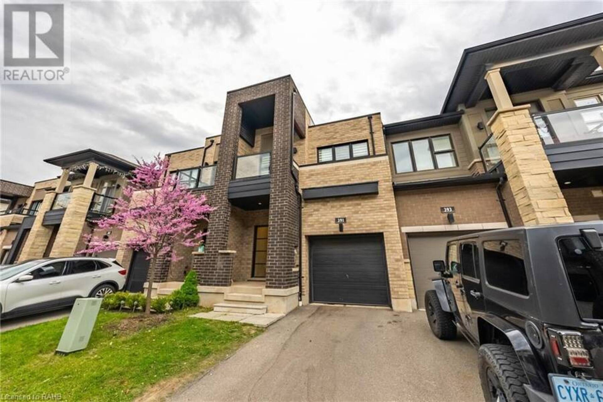 391 ATHABASCA Common Oakville