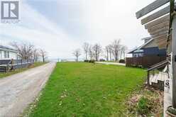 307 LAKESHORE Road Selkirk