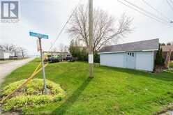 307 LAKESHORE Road Selkirk