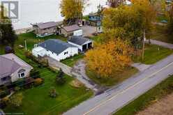 498 LAKESHORE Road Selkirk